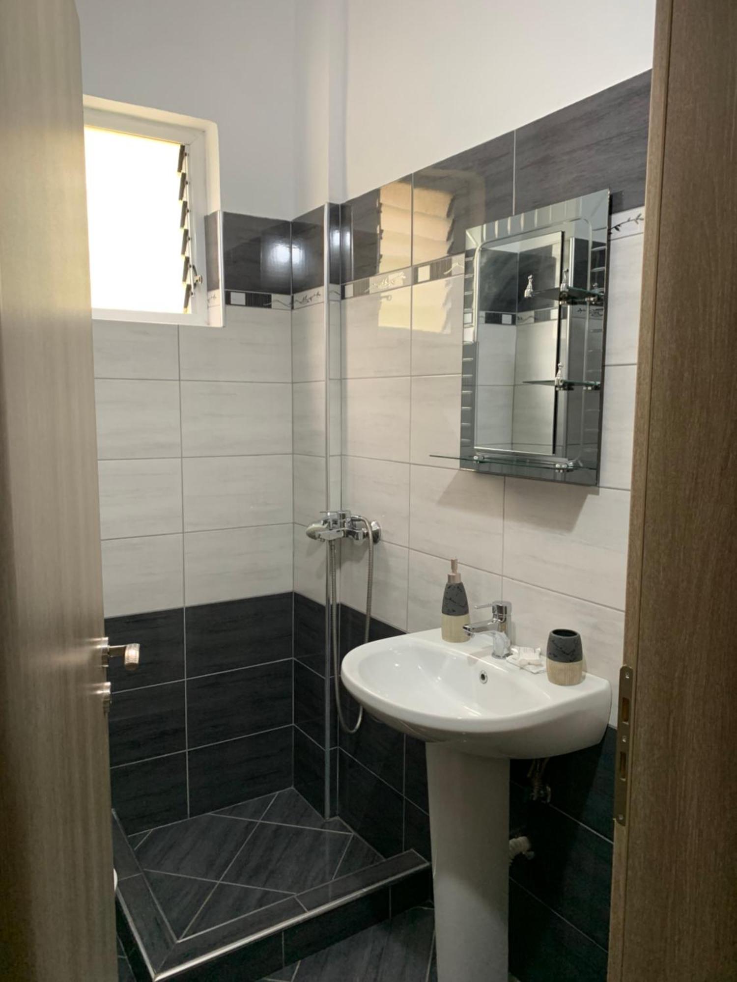 Melina House Apartment Саранде Екстериор снимка